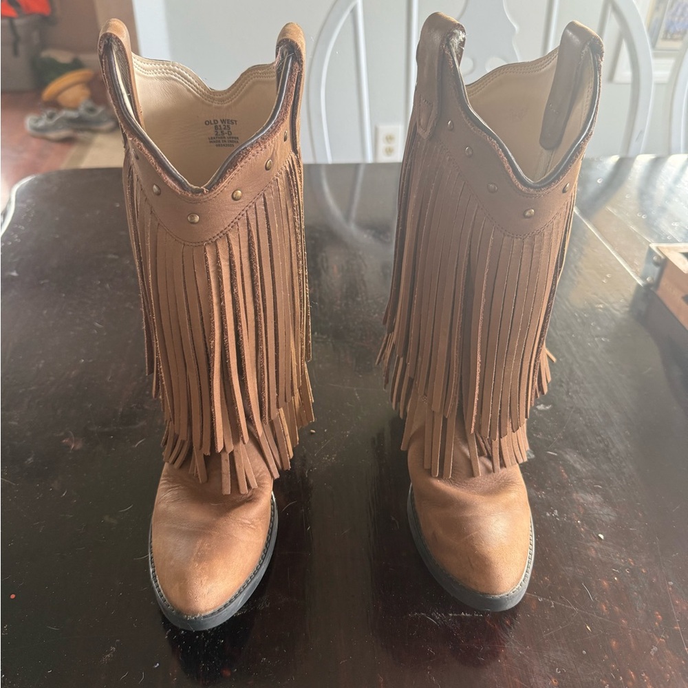 Girls size 2.5 Old West Cream Leather Fringed Cowgirl Boots